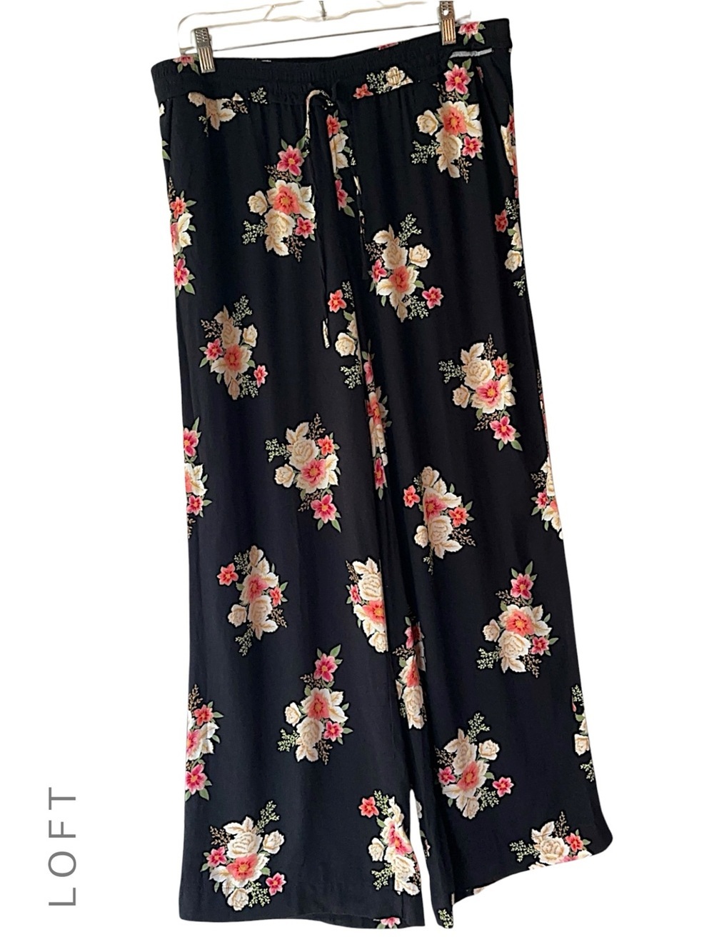 LOFT NWOT WIDE LEG BLACK FLORAL PULL-ON PANTS FLUID DRAWSTRING POCKETS | MEDIUM